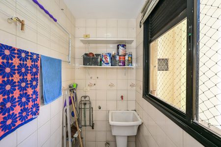 Apartamento para alugar com 75m², 3 quartos e 1 vagaÁrea de Serviço