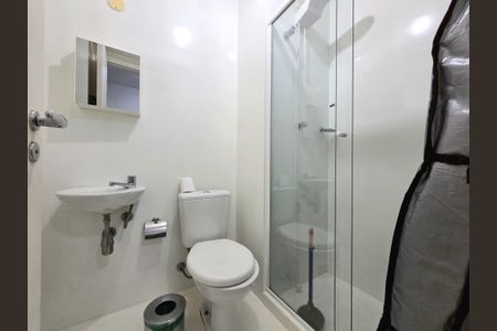 Apartamento para alugar com 117m², 2 quartos e 2 vagasBanheiro de serviço