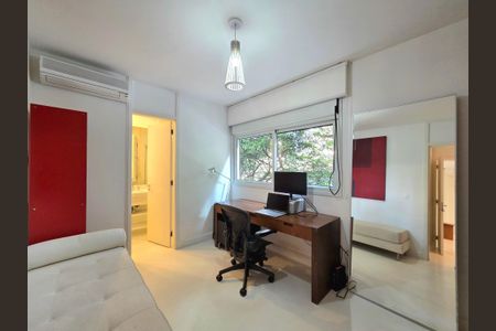 Apartamento para alugar com 117m², 2 quartos e 2 vagasSuíte 1