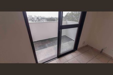 Sacada de apartamento à venda com 2 quartos, 60m² em Jardim Ester, São Paulo