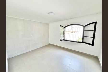 Casa para alugar com 83m², 2 quartos e 1 vagaQuarto 1