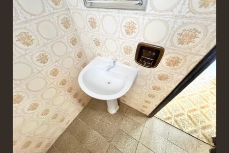 Casa para alugar com 83m², 2 quartos e 1 vagaBanheiro