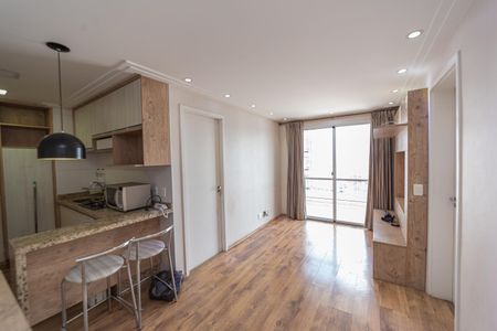 Sala de apartamento para alugar com 2 quartos, 50m² em Jardim Santa Teresinha, São Paulo