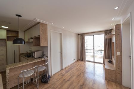 Sala de apartamento para alugar com 2 quartos, 50m² em Jardim Santa Teresinha, São Paulo