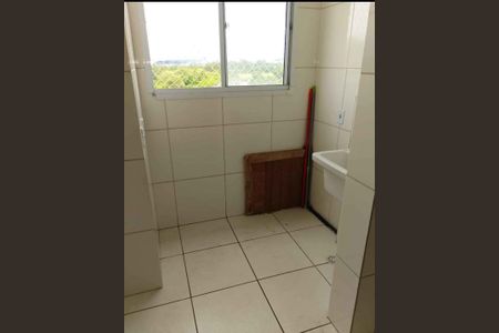 Área de serviço de apartamento para alugar com 2 quartos, 50m² em Jardim Sao Domingos, Guarulhos