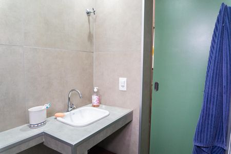 Apartamento à venda com 74m², 3 quartos e 2 vagasBanheiro da Suíte 2