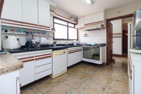 Apartamento para alugar com 233m², 3 quartos e 3 vagasCozinha