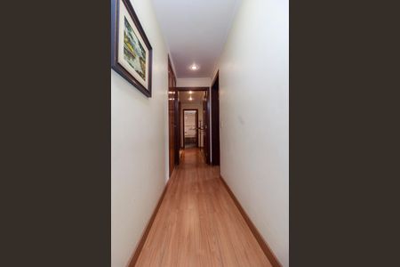 Apartamento para alugar com 233m², 3 quartos e 3 vagasCorredor