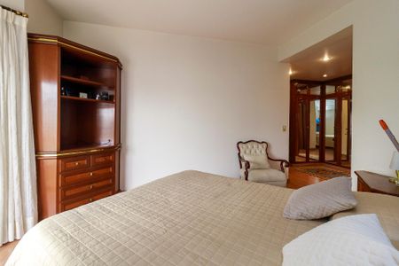 Apartamento para alugar com 233m², 3 quartos e 3 vagasSuíte 1