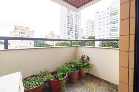 Apartamento para alugar com 233m², 3 quartos e 3 vagasSuíte 1