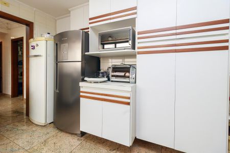 Apartamento para alugar com 233m², 3 quartos e 3 vagasCozinha