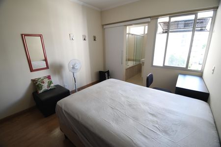 Quarto Suíte de apartamento para alugar com 1 quarto, 64m² em Cambuí, Campinas