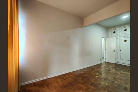 Apartamento à venda com 150m², 3 quartos e 1 vagaQuarto 2