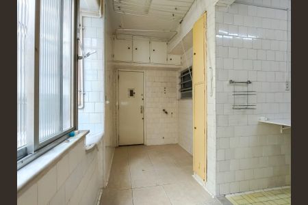 Apartamento à venda com 150m², 3 quartos e 1 vagaÁrea de Serviço