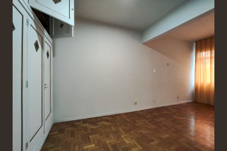 Apartamento à venda com 150m², 3 quartos e 1 vagaQuarto 2