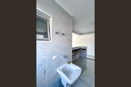 Apartamento à venda com 64m², 3 quartos e 1 vagaÁrea de Serviço
