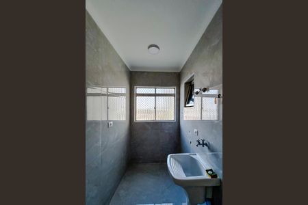 Apartamento à venda com 64m², 3 quartos e 1 vagaÁrea de Serviço