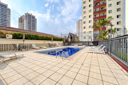 Apartamento à venda com 64m², 3 quartos e 1 vagaÁrea comum - Piscina