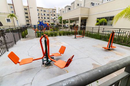 Apartamento para alugar com 51m², 2 quartos e 1 vaga Apartamento para alugar com 51m², 2 quartos e 1 vagaÁrea comum - Academia