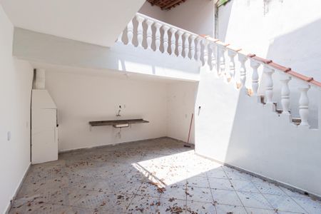 Casa para alugar com 147m², 4 quartos e 2 vagasQuintal