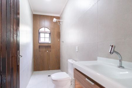 Casa para alugar com 147m², 4 quartos e 2 vagasBanheiro da suíte