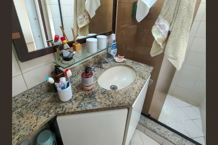 Apartamento à venda com 165m², 3 quartos e 2 vagas Apartamento à venda com 165m², 3 quartos e 2 vagasBanheiro da Suíte