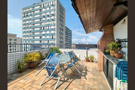 Apartamento à venda com 165m², 3 quartos e 2 vagas Apartamento à venda com 165m², 3 quartos e 2 vagasTerraço