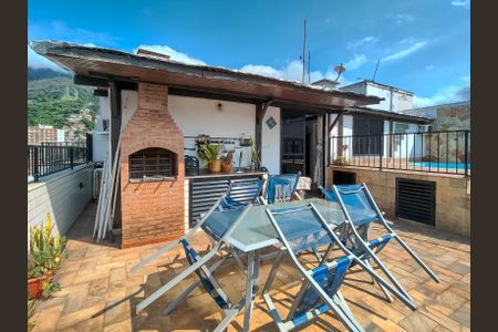 Apartamento à venda com 165m², 3 quartos e 2 vagas Apartamento à venda com 165m², 3 quartos e 2 vagasChurrasqueira