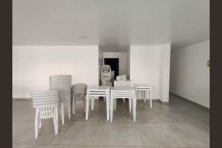 Apartamento à venda com 165m², 3 quartos e 2 vagas Apartamento à venda com 165m², 3 quartos e 2 vagasÁrea comum - Salão de festas