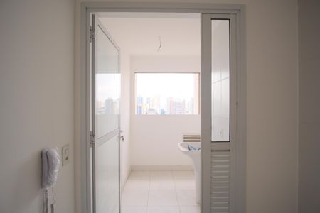 Apartamento à venda com 74m², 2 quartos e 1 vagaÁrea de Serviço