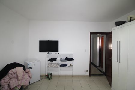 Casa à venda com 100m², 2 quartos e 2 vagasQuarto 2