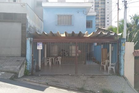 Casa à venda com 100m², 2 quartos e 2 vagasFachada
