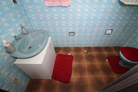Casa à venda com 100m², 2 quartos e 2 vagasBanheiro 2