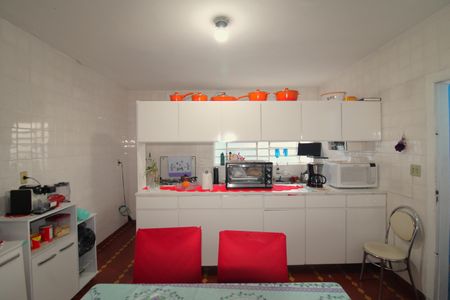 Casa à venda com 100m², 2 quartos e 2 vagasCozinha