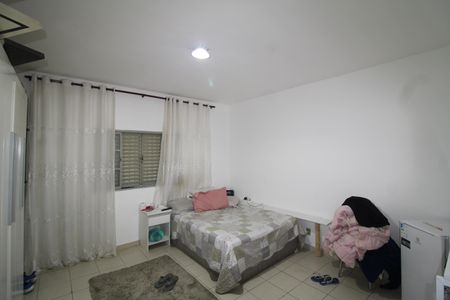 Casa à venda com 100m², 2 quartos e 2 vagasQuarto 2