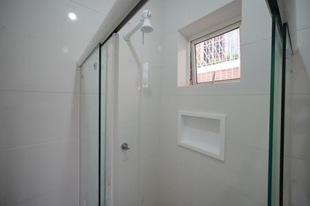 Banheiro de casa para alugar com 1 quarto, 26m² em Coqueiros, Florianópolis