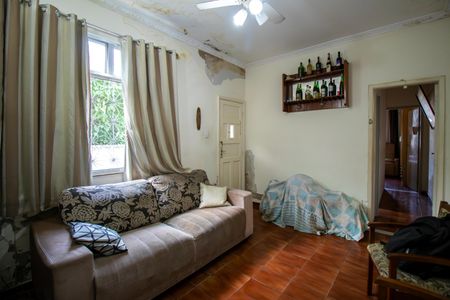 Casa à venda com 60m², 4 quartos e 1 vaga Casa à venda com 60m², 4 quartos e 1 vagaSala 1