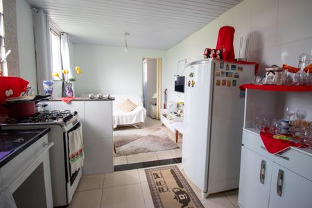 Casa à venda com 60m², 4 quartos e 1 vaga Casa à venda com 60m², 4 quartos e 1 vagaCozinha