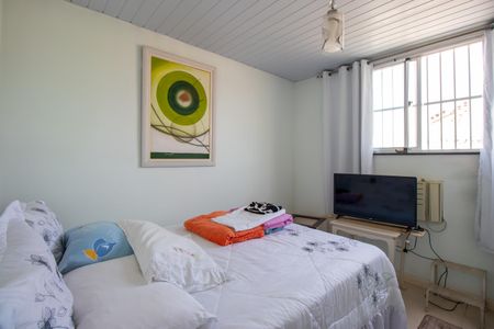 Casa à venda com 60m², 4 quartos e 1 vaga Casa à venda com 60m², 4 quartos e 1 vagaQuarto 3