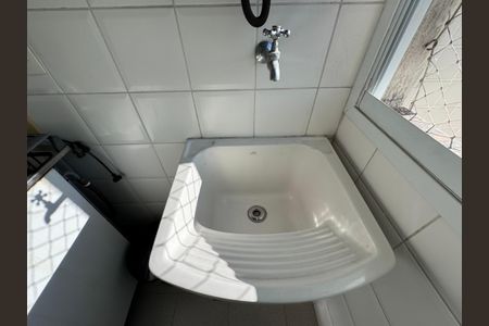 Apartamento para alugar com 75m², 2 quartos e 2 vagasCozinha e Área de Serviço