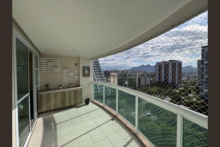 Apartamento para alugar com 75m², 2 quartos e 2 vagasVaranda