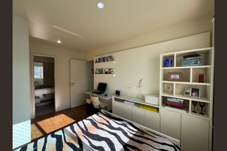 Apartamento para alugar com 75m², 2 quartos e 2 vagasSuíte