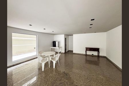 Apartamento à venda com 109m², 3 quartos e 1 vagasalao de festa