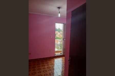 Casa à venda com 200m², 6 quartos e 3 vagas Casa à venda com 200m², 6 quartos e 3 vagasQuarto