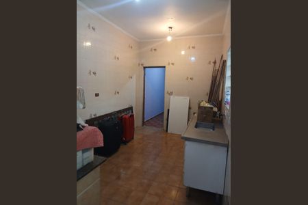 Casa à venda com 200m², 6 quartos e 3 vagas Casa à venda com 200m², 6 quartos e 3 vagasCozinha