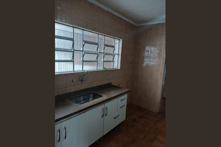 Casa à venda com 200m², 6 quartos e 3 vagas Casa à venda com 200m², 6 quartos e 3 vagasCozinha