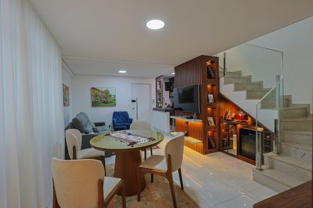 Sala de apartamento à venda com 3 quartos, 150m² em Serra, Belo Horizonte
