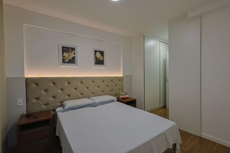 Apartamento à venda com 150m², 3 quartos e 4 vagasSuíte 2