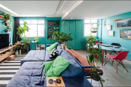 Sala de apartamento à venda com 2 quartos, 110m² em Coracao de Jesus, Belo Horizonte