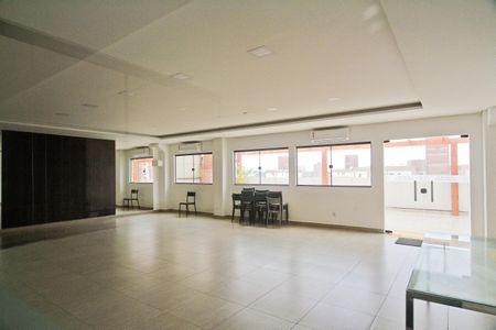 Apartamento para alugar com 43m², 2 quartos e 1 vagaÁrea comum - Salão de festas